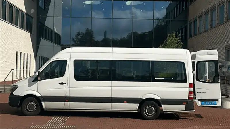 Rolstoelbus voor vervoer vanuit Doorn